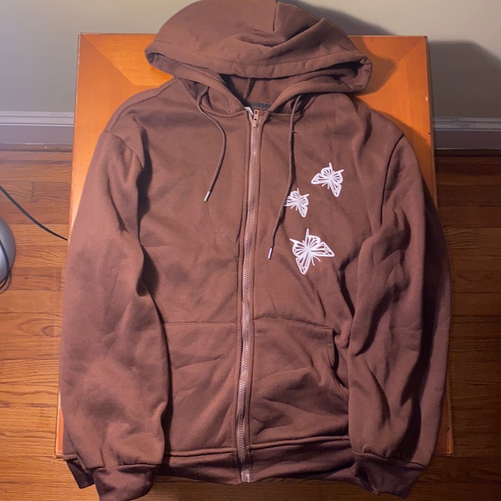 Graphic zip up